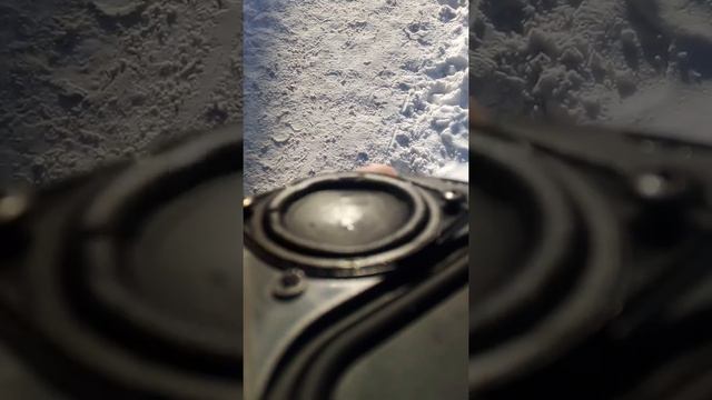 Самый жёсткий басс тест на clip 3 Black смотреть онлайн