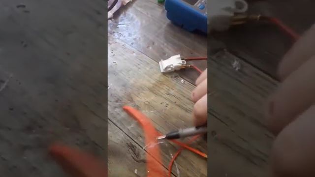 ТЕСТЕР vs Электрчайник ПРОВЕРКА смотреть онлайн