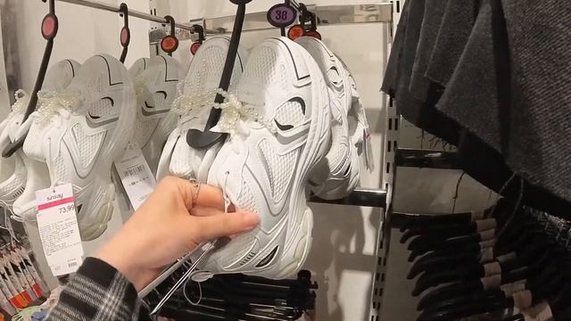 Весенне-летние новинки в SinsayМинск 2025