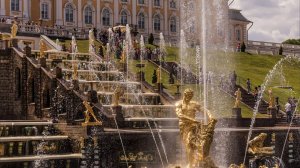 Фонтаны  парка Петергофа самые красивые