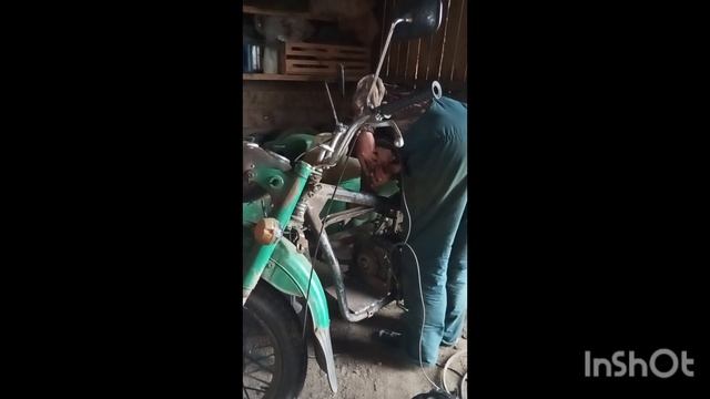 место для нового двигателяУралсдвигателемотмотобло?