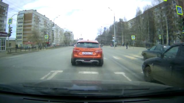 Мини-обзор SUPRA SCR-37HD в "полевых" условиях. смотреть онлайн