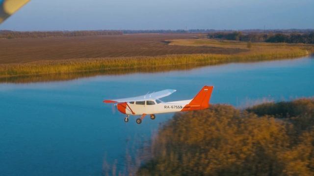 Полёт на самолете Cessna 172 смотреть онлайн