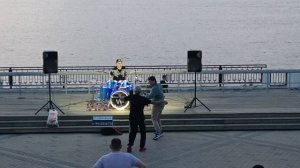 Барабанщик на набережной г.Нижнего Новгорода 07.06.2025