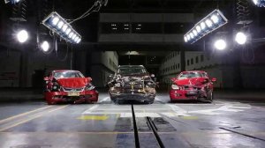 Chery проверила с помощью краш-теста десятилетние автомобили