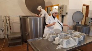 Готовим сыр. Кутаринская ферма.