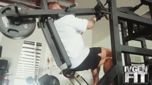 Крис Бамстед тренировка ног