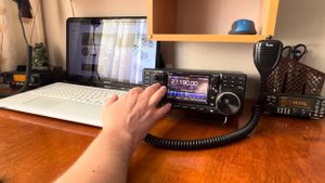 Icom 7300 и 5/8 Optim Base One. Прохождение на си би 27 МГц 26 октября
