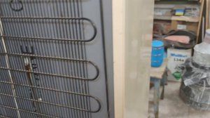 Холодильник СНАЙГЕ ржавый-- ремонт