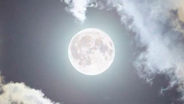 ШЕСТНАДЦАТЫЙ ЛУННЫЙ ДЕНЬ 14 АПРЕЛЯ. смотреть онлайн