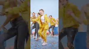 Катя Адушкина Лимонад премьера клипа 6+