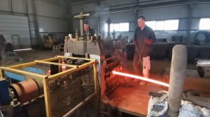 Индукционный нагрев прутка перед редуцированием