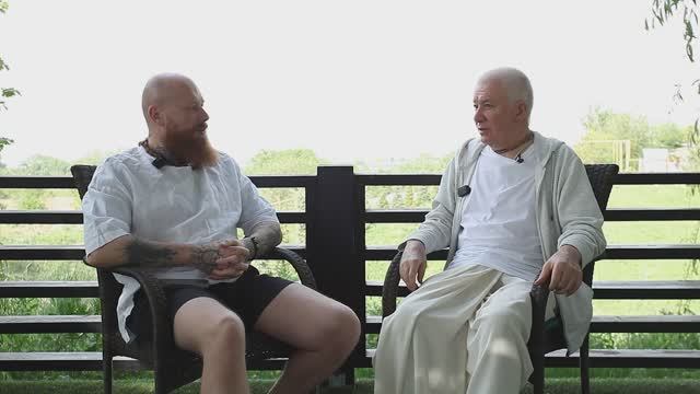 Что мешает счастью и как это изменить? Разговор с духовным учителем