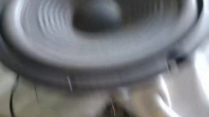 взял блок питания от катушки Tesla вообще сильно валит