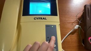 Видеомонитор Cyfral ВМ-2020. Домофон Cyfral M-2V