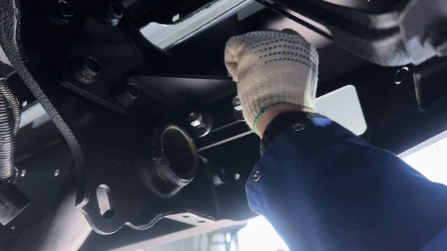 Установка силового бампера заднего BMS PRO-Line для Тойота смотреть онлайн