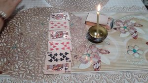 К кому тянется сердцем Крестовый мужчина?