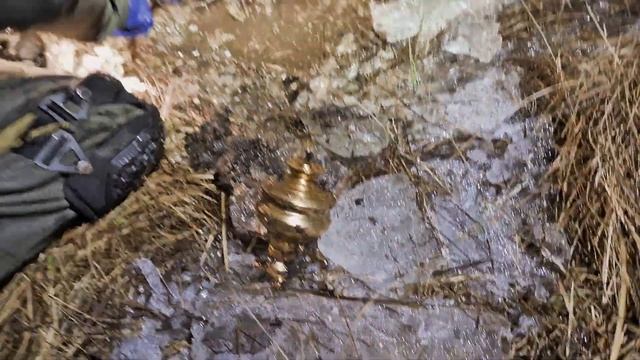 ДЕРЕВЕНСКАЯ ЛЕГЕНДА ОЖИЛА- НАШЛИ САМОВАР ПРОШЛОГО ВЕК смотреть онлайн