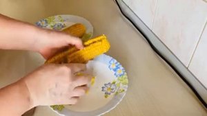 Как очистить кукурузу и отделить зерна