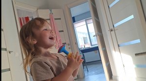 Доктор который любит петь