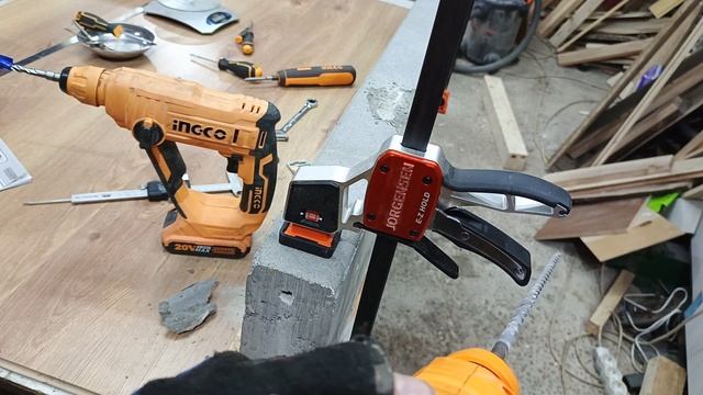 Перфоратор INGCO CRHLI 16168. Тест-обзор, сравнение с INGCO CRHLI 1601 смотреть онлайн