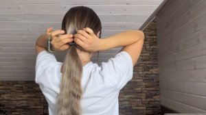 Простая прическа с крабиком для волос! Очень стильная