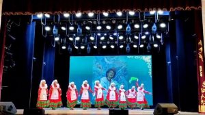 Танцевальный клуб -Татарский танец "Игра с платком"