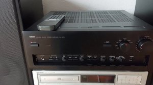 Усилитель стерео Yamaha Natural Sound Stereo Amplifier AX-1070 inside