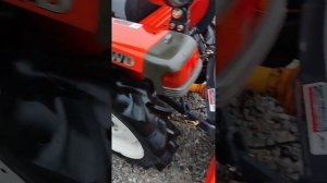 Hinomoto NX200. він же Kubota GL200