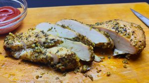 Очень простой рецепт запеченной куриной грудки в чесночном маринаде