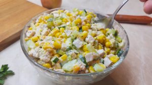 Рецепт салата с курицей, сыром и огурцом - Вкусный микс