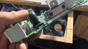 Выключается,моргает,замыкает магнитола Hyundai Accent/Solaris RB