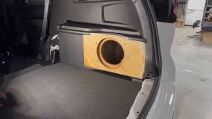 Установка сабвуфера в havel m6