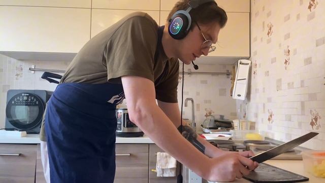 Секреты звездного шефа! Тушеная говядина с картошкой смотреть онлайн