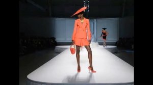 moschino summer 2023👍 яркие цвета, красивые аксессуары 🌞 קיץ ?