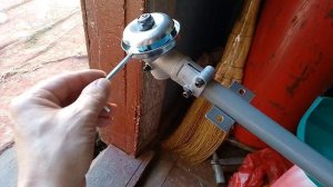 ,, Зубр ,,  триммер , как открутить гайку....