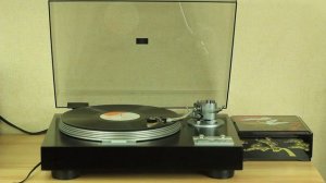 Yamaha YP-D7. Проигрыватель винила