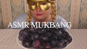 ASMR MUKBANG Слива ASMR Plum Eating Sound No Talking Звуки Еды Мукбанг не Болталка