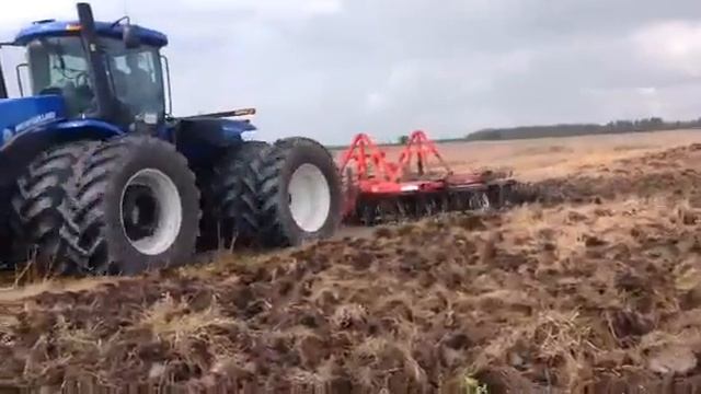 Работа бороны Флео на поле смотреть онлайн