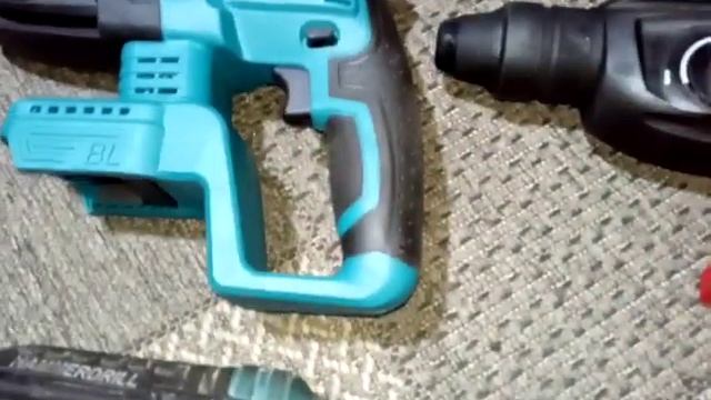 милуоки. внешний обзор китайского перфоратора смотреть онлайн