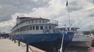 т/х АЛЕКСАНДР БЕНУА и БАШКОРТОСТАН