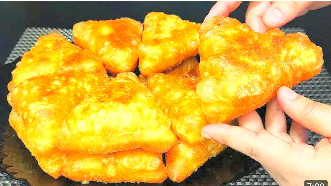 Вкусные лепешки на кефире за 10 минут! Муж уплетает за обе щеки и не толстеет!Секрет русской бабушки