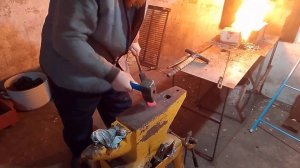 ковка зубила из рессоры