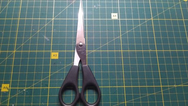 ножницы лежат 1 минуту и 1 секунду смотреть онлайн