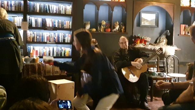 Двоеволчье на Этерноквартирнике в Locus Solus