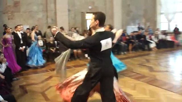 Танго Вика и Вова.MP4 смотреть онлайн