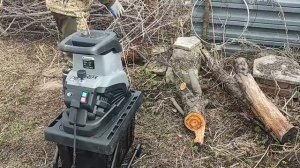 Измельчитель садовый для веток и травы электрический