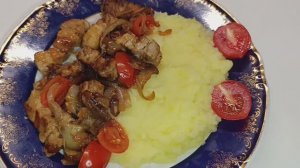 Грудинка с овощами и пюре, готовим без заморочек.