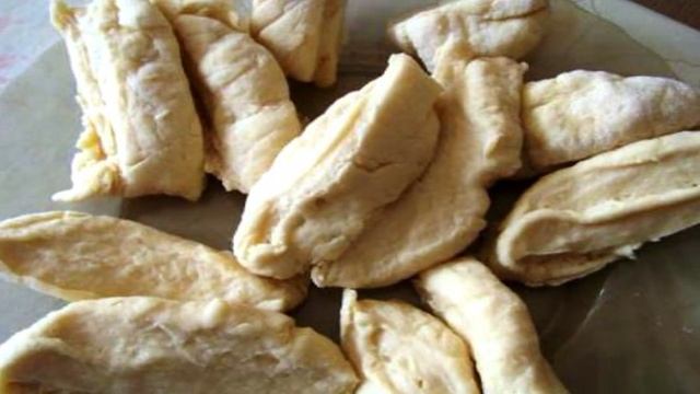 Чебуреки из творожного теста