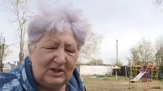 3 мая. Валерий Владимирович упал с лестницы. У нас опят? смотреть онлайн